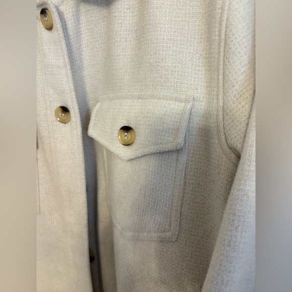 NOA Cream Shacket - Picture 5 of 5